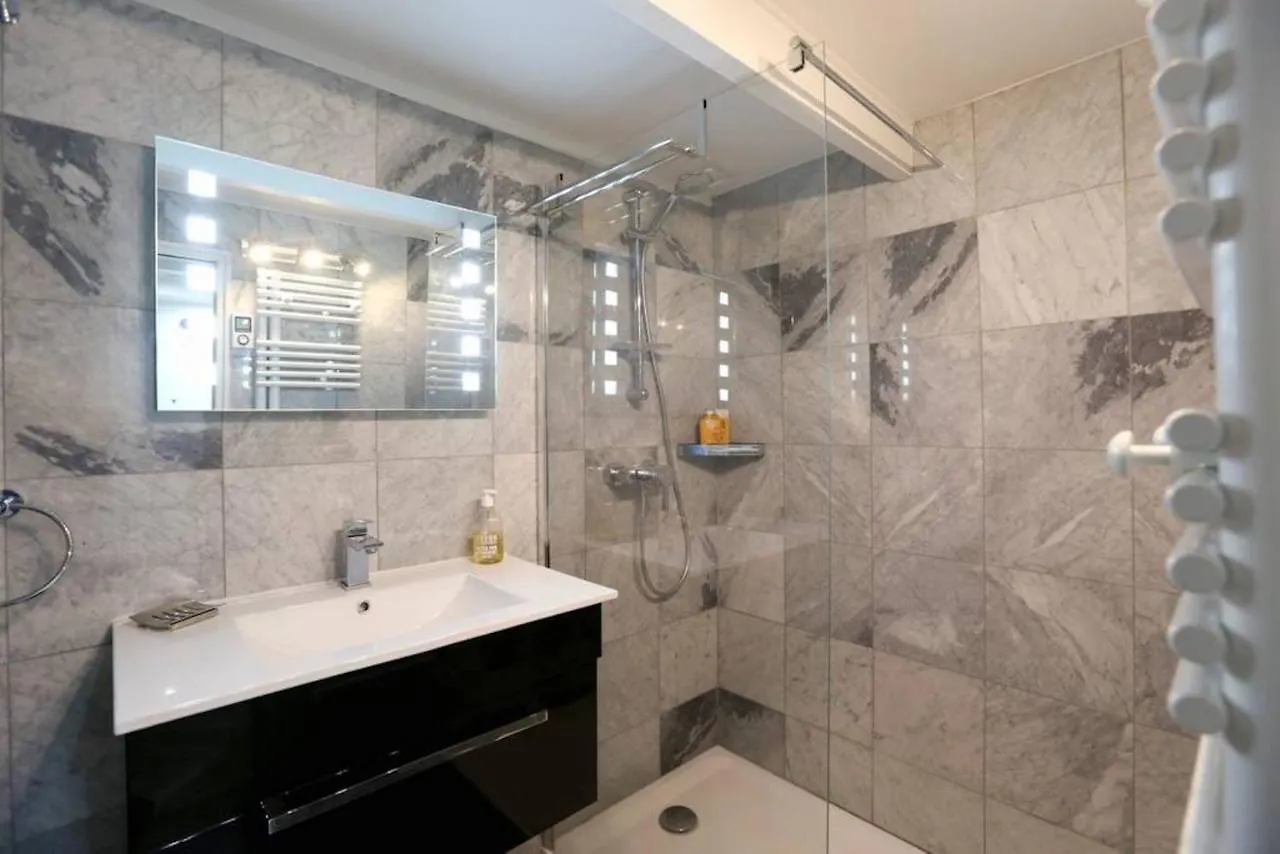 Апартаменты Remodeled Parisian Париж